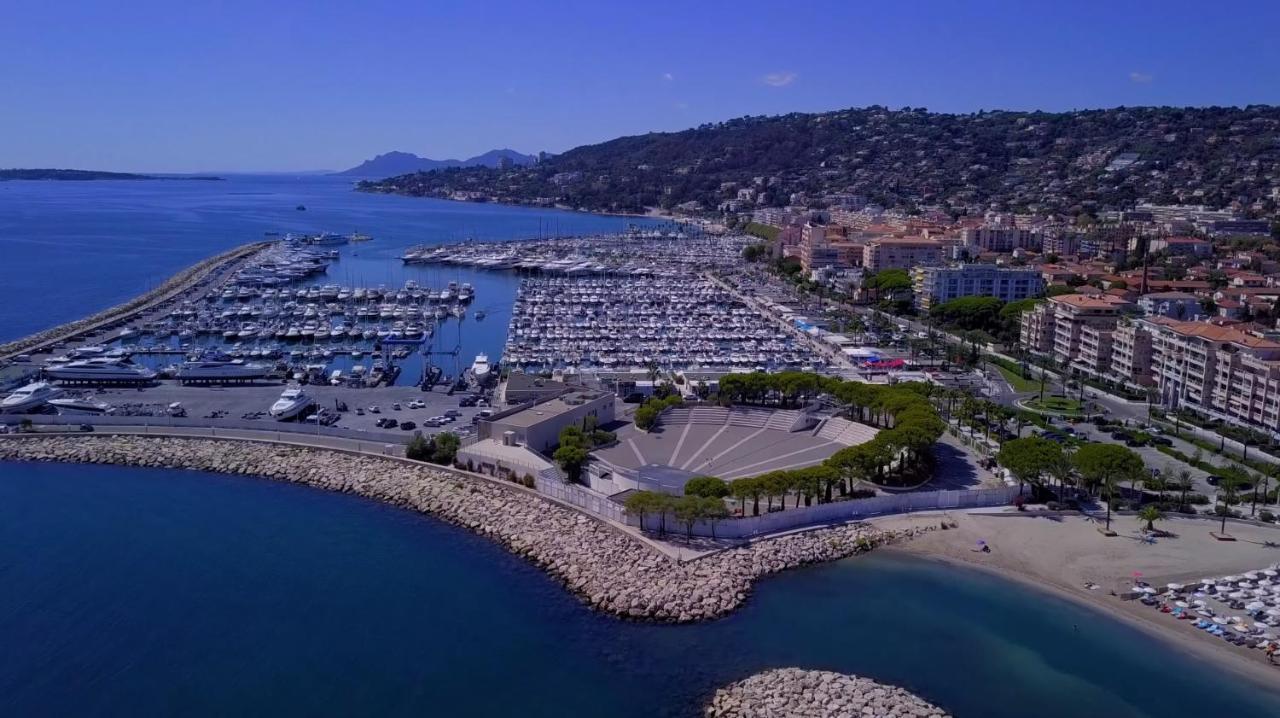 Apt Golfe Juan - 5Min Des Plages - Parking Privee - Piscine Rooftop Vallauris Exterior photo